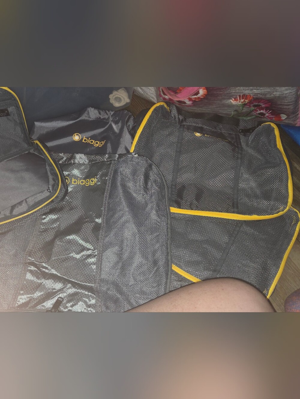 Biaggi 5 pc. Lot Accessory Storage Expqndable Travel Bags Shark Tank